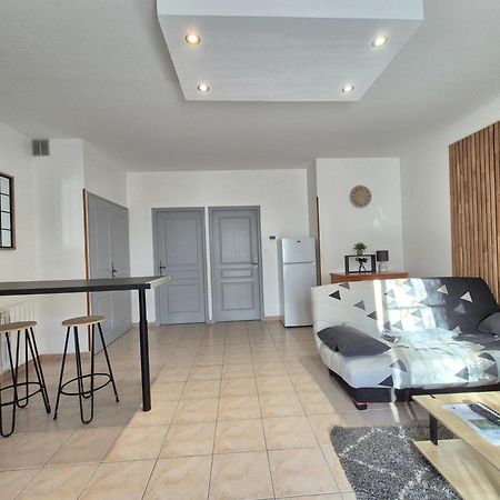Gite De La Tride B Avec Terrasse Proche Du Centre Lectoure Kültér fotó
